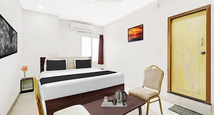 OYO Collection O Dabagardens Near RK Beach Room Type - Classic OYO Collection O Dabagardens Near RK Beach Room Type - Classic