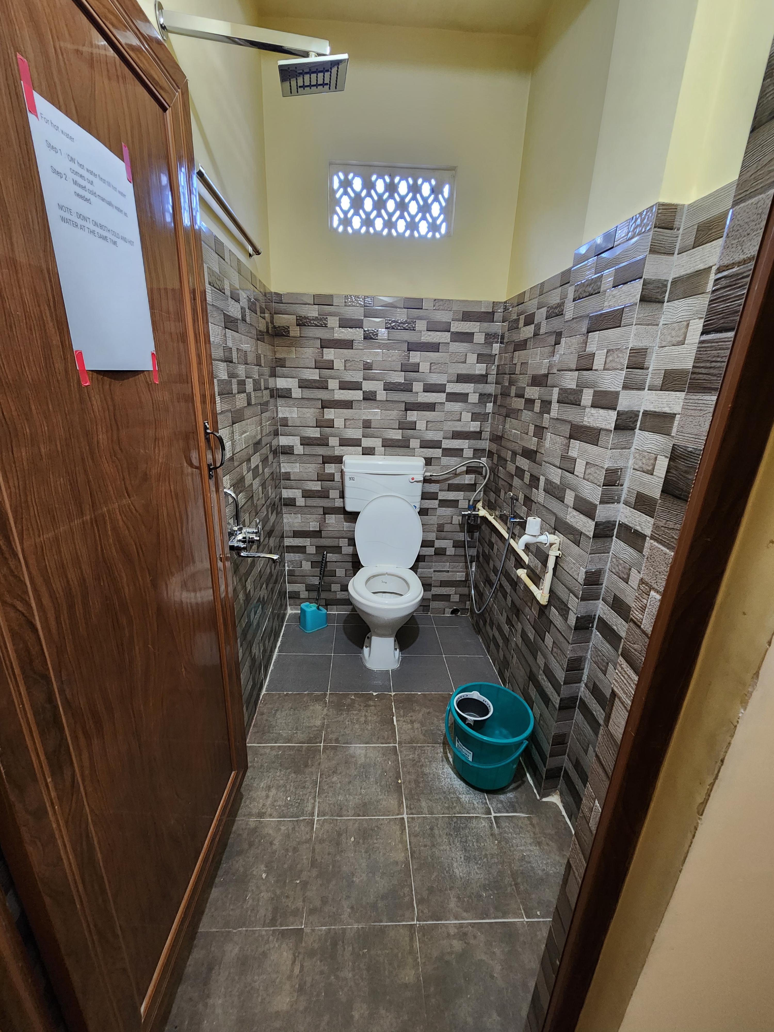 REBA FOOD AND LODGING - Tap to explore photos