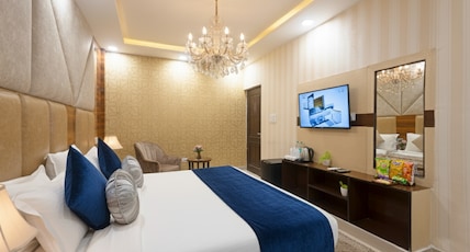 Hotel Tej Palace near Delhi IGI Airport Room Type - Deluxe Room Hotel Tej Palace near Delhi IGI Airport Room Type - Deluxe Room