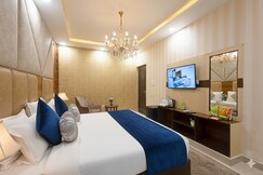 Hotel Tej Palace near Delhi IGI Airport
