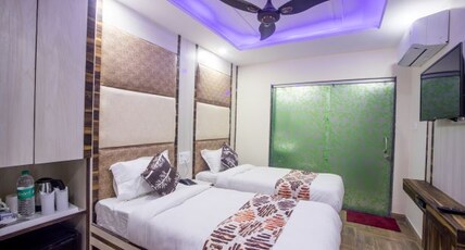 Harsha International Room Type - Triple AC Room
