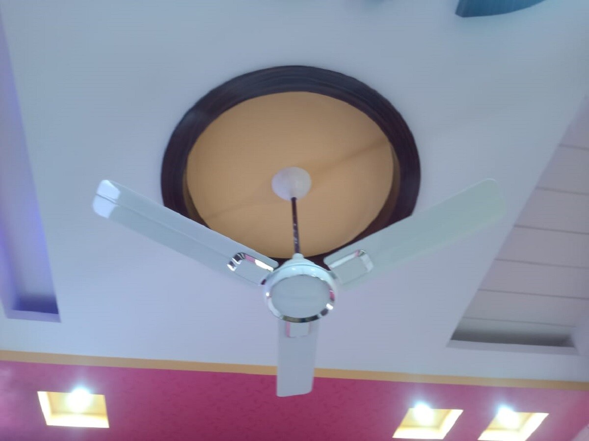 Hotel Bhavya Tower - Tap to explore photos