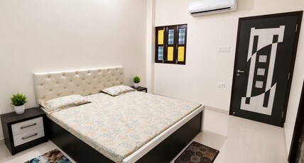 Arya Rest House Room Type - Standard AC Room