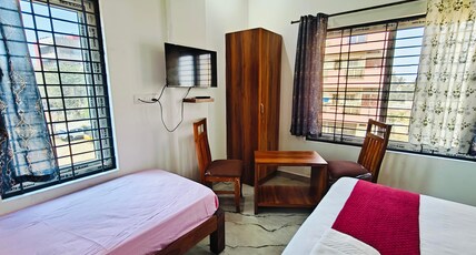 PPH Living Jai Maruthi Boarding & Lodging Room Type - Triple Non AC Room