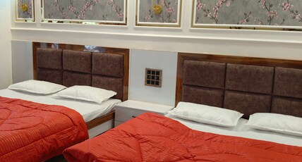 Rishabh hotel Room Type - Bedroom 18