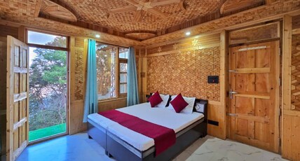 Nambardaar Homestay Room Type - Deluxe Room With Hill View