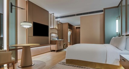 Hilton Changsha Riverside Room Type - KING ACCESSIBLE ROOM