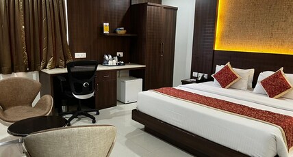 Holiday Residency Room Type - PREMIER ROOM