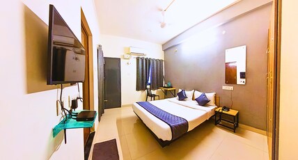 Blessings Prime Porur Room Type - Deluxe Room With Balcony