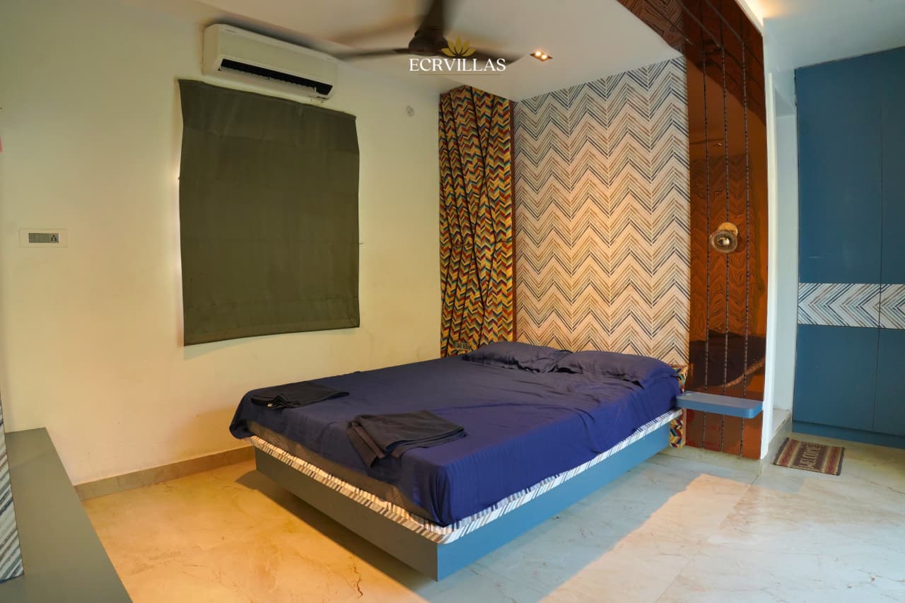UPSTAY 2BHK - Tap to explore photos