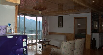 The Banoak Homestay Room Type - Super Deluxe Room