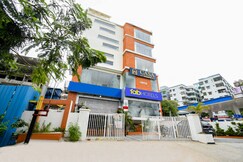 FabHotel Casa Grand Ecil