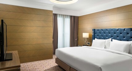 Radisson Blu Hotel, Istanbul Sisli Room Type - Suite - City View amp; Lounge Access