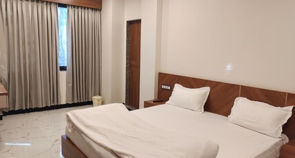 Shree Ji Darbar Room Type - Deluxe room