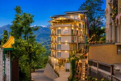 Sterling Mount Olive Gangtok
