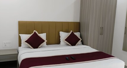 Grace Regency Room Type - Deluxe Non Ac Without Balcony
