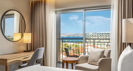 Radisson Blu Resort & Spa, Cesme Room Type - Premium Room - Partial Sea View amp; Balcony