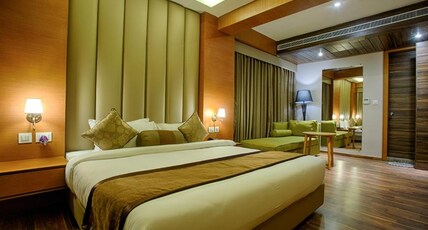 The Four Vedas Hotel and Resort Room Type - Gold Room