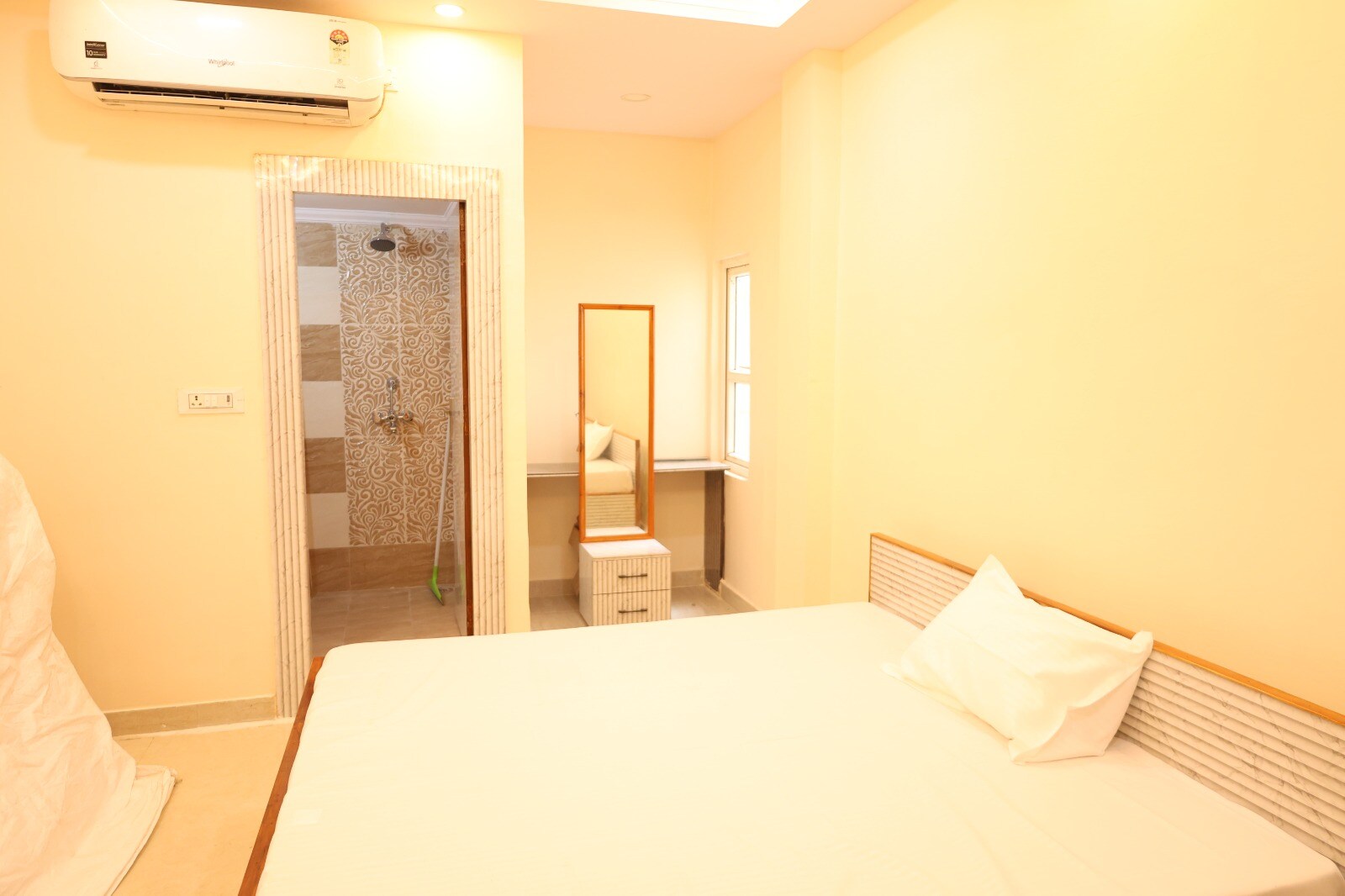 Kashi Heritage | Entire 3BHK Apartment - Tap to explore photos