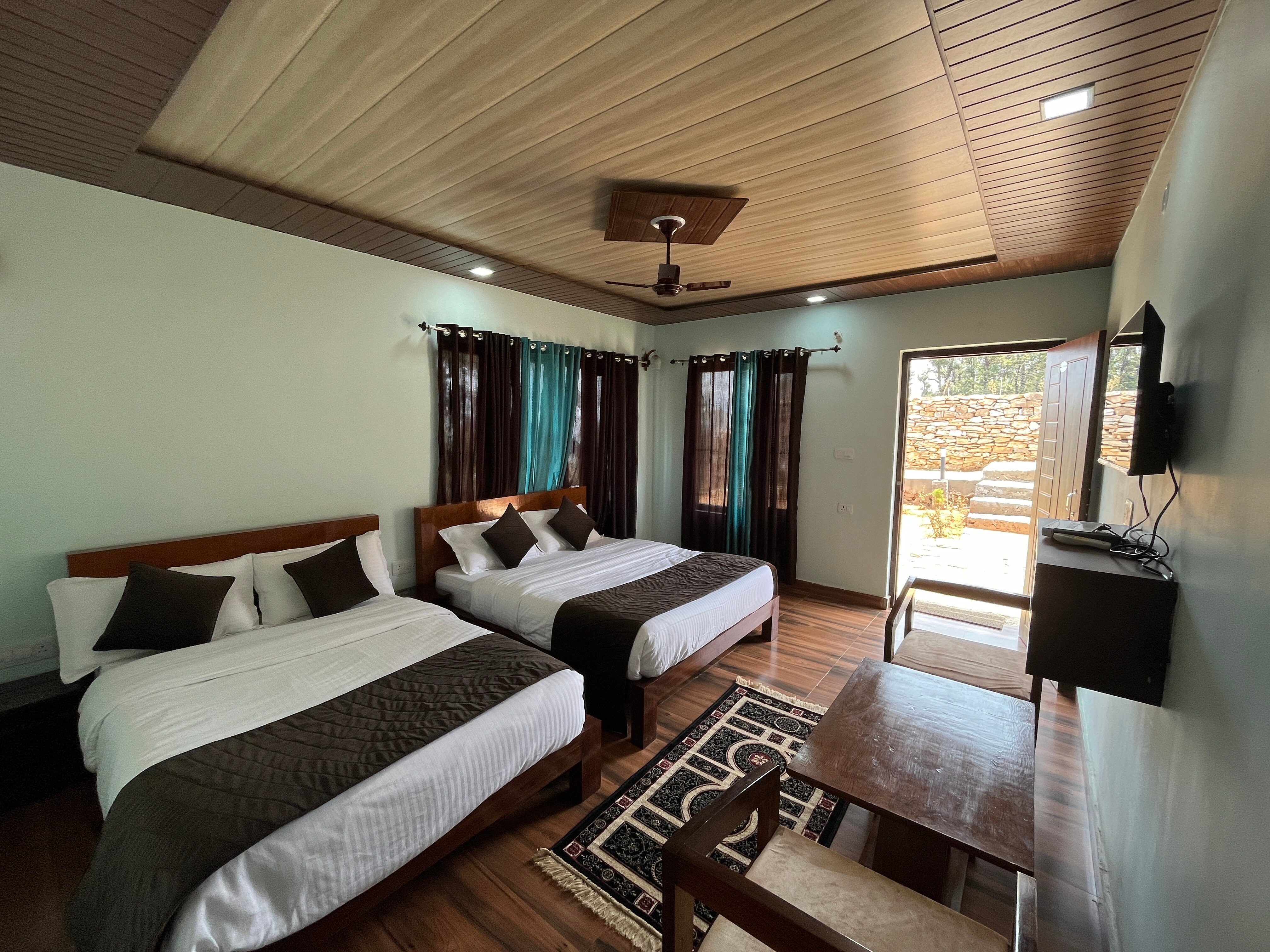 Anandi hotel - Tap to explore photos