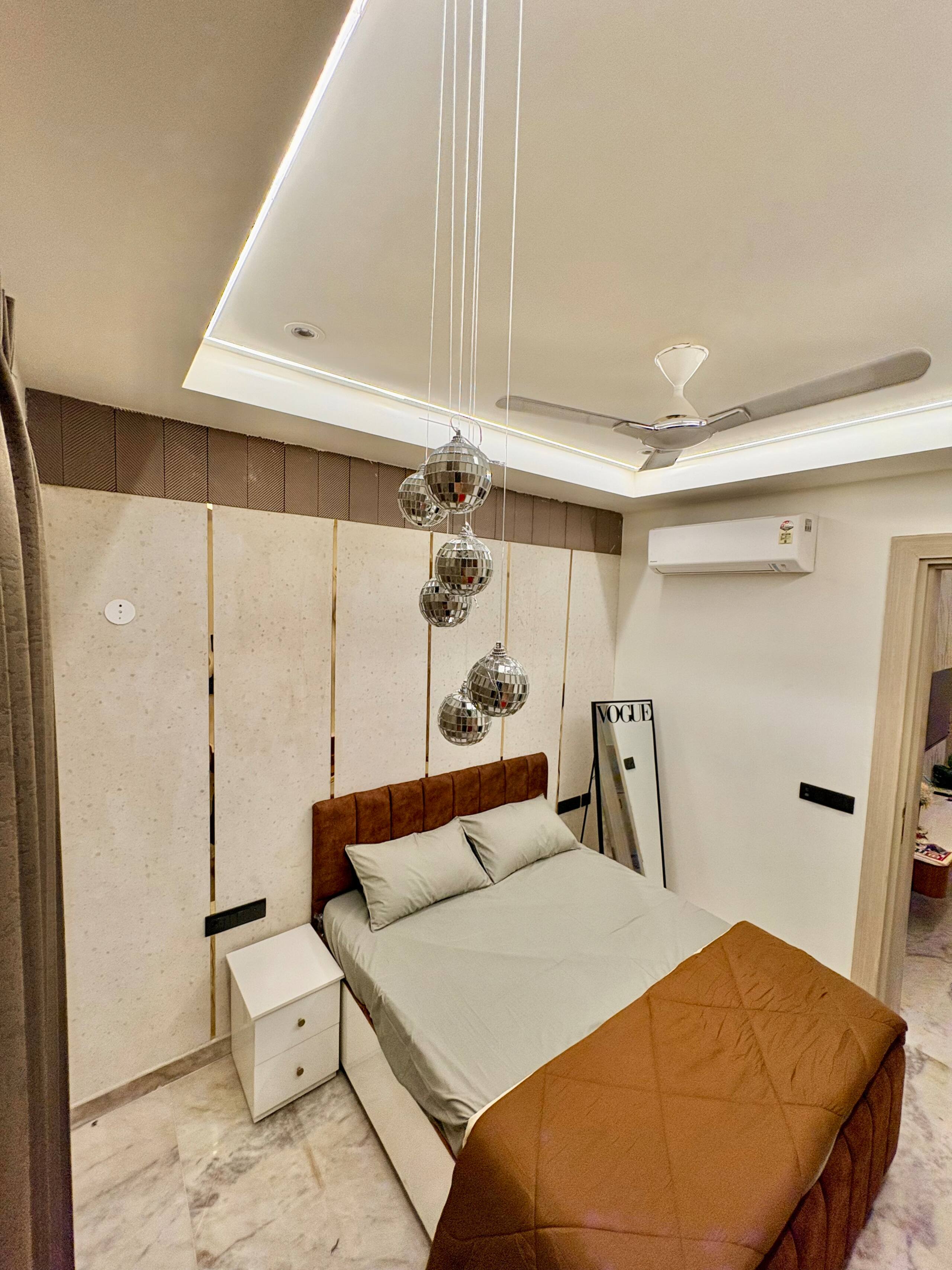 The Sunday Place 1bhk I Sector 51 - Tap to explore photos