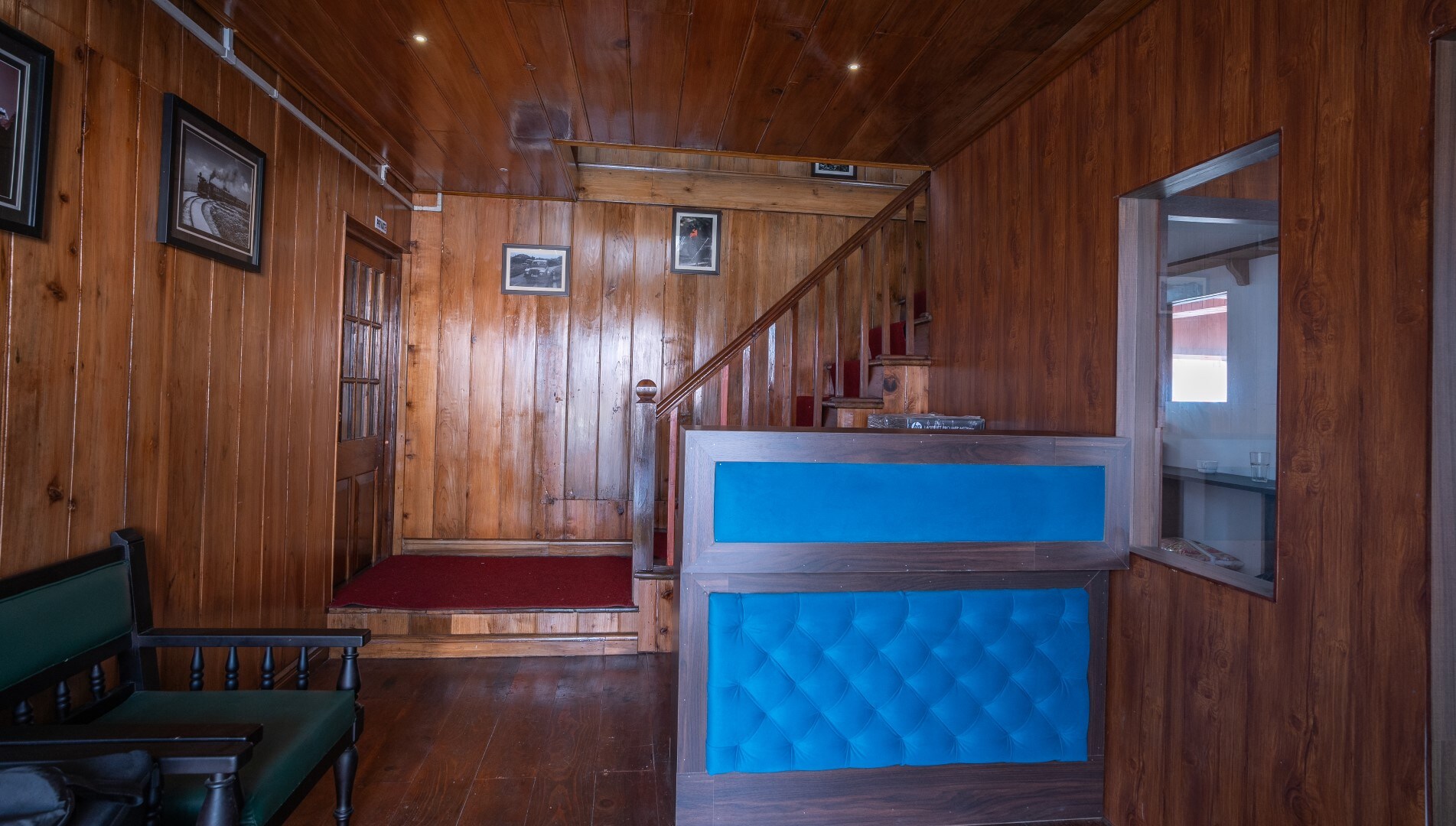 Poshtel Meghma - Tap to explore photos