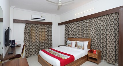Hotel O 10671 Hotel Sai Prem Room Type - Classic