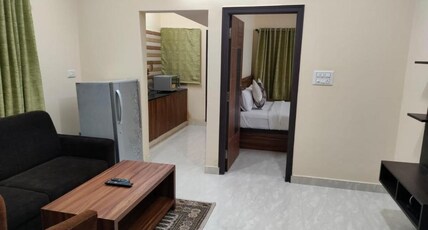 Golden Chariot 1bhk Studio Rooms Manyata Tech Park Room Type - 1bhk Studio Room