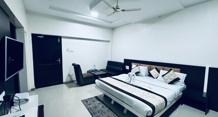 Hotel Mayura Room Type - Executive Room
