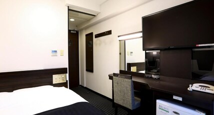 APA Hotel Akasaka Mitsuke Room Type - Double Room with Small Double Bed - Non-Smoking