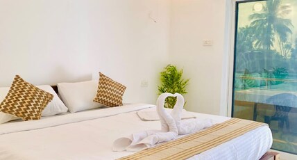 Ekam Agonda Room Type - Deluxe Room With Partial Sea View