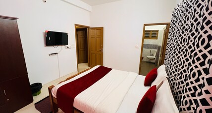 Delight inn Nest & Rest Room Type - 3 BHK Family Room