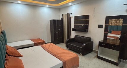 Hotel Shree Ji Room Type - Super Deluxe Room