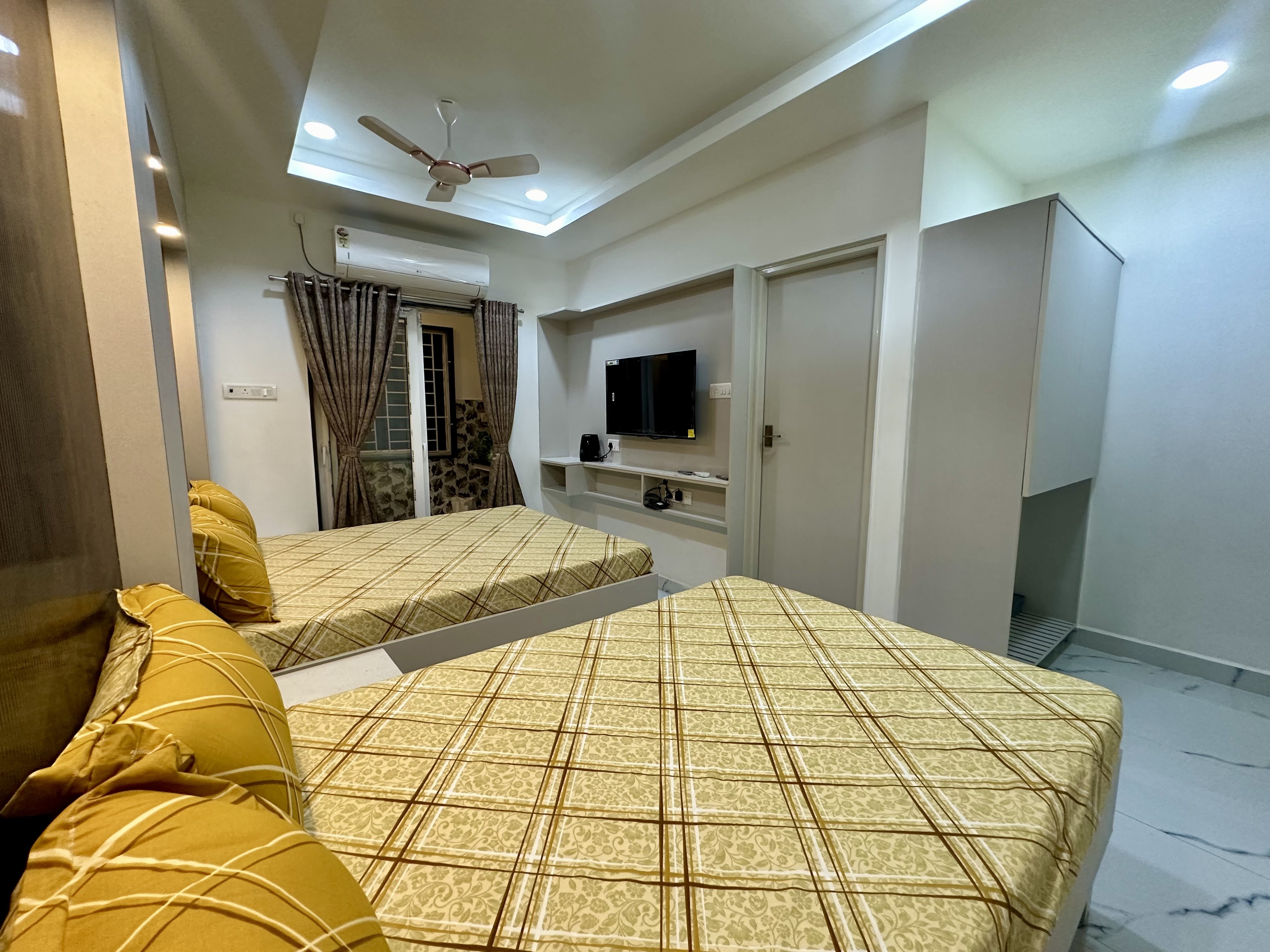 Care Suites - Greams Road - Tap to explore photos