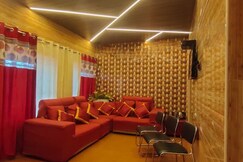 Clouds N Mist Cottage