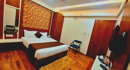 Hotel Comfort Inn Shikrapur Room Type - Deluxe Room Hotel Comfort Inn Shikrapur Room Type - Deluxe Room