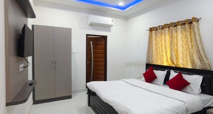 Landmark Hotel Room Type - Deluxe AC Room 