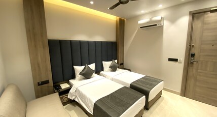 Hotel Pals Inn, Patel Nagar Room Type - Wonder Executive Room(Newly Renovated)