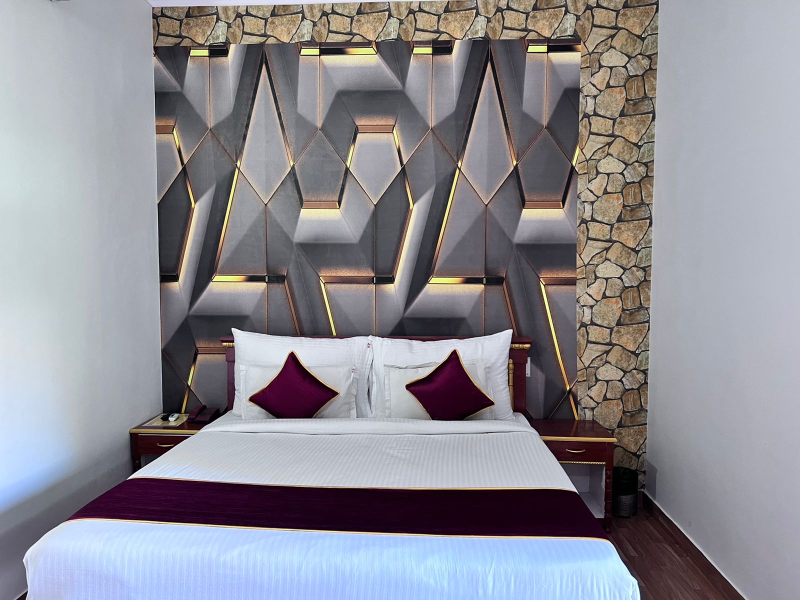 HOTEL PARV - Near Jawahar Circle - Tap to explore photos