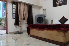 Atharv Homestay Ground Floor Near Mahakal Temple