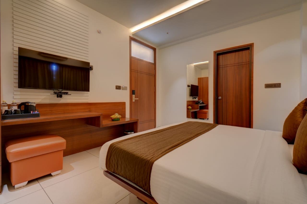 Hotel Hari Govindas Mysore - Explore the Heart of Mysore - Tap to explore photos