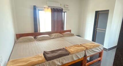 MAYA HOME STAY Room Type - 104