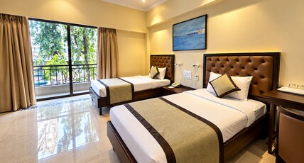 West End Hotel Room Type - Deluxe Twin Room