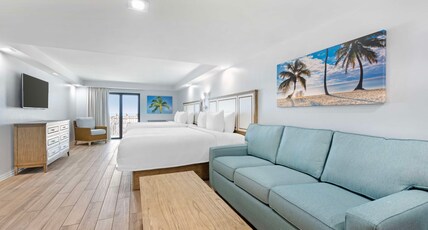 Best Western Plus Beach Resort Room Type - 2 King Beds, Non-Smoking, Sofabed, Balcony, Gulf View, Kitchen, Full Breakfast