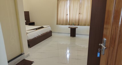 Coco Retreat Farm Villa | Room & Pool Room Type - Family Suite