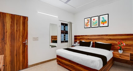 Collection O Toll Plaza Kherki Daula Manesar Formerly Hotel Sky Room Type - Classic Collection O Toll Plaza Kherki Daula Manesar Formerly Hotel Sky Room Type - Classic