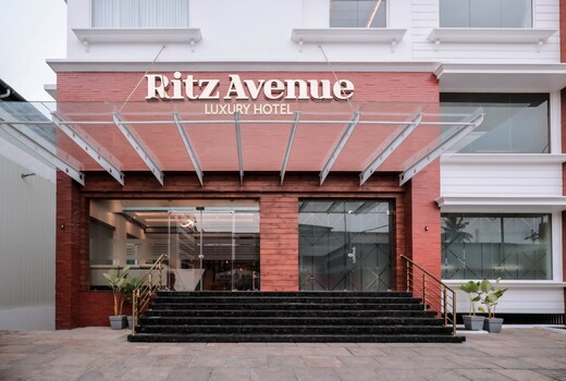Ritz Avenue
