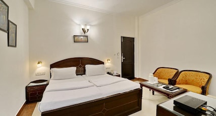 Mahalakshmi Palace Hotel Room Type - Super Deluxe Room Mahalakshmi Palace Hotel Room Type - Super Deluxe Room
