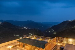 Skyline Serenade Hill view