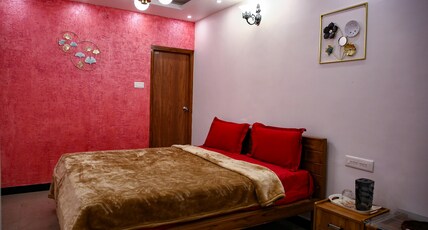 Royal Palace Regency Room Type - Non Deluxe Room
